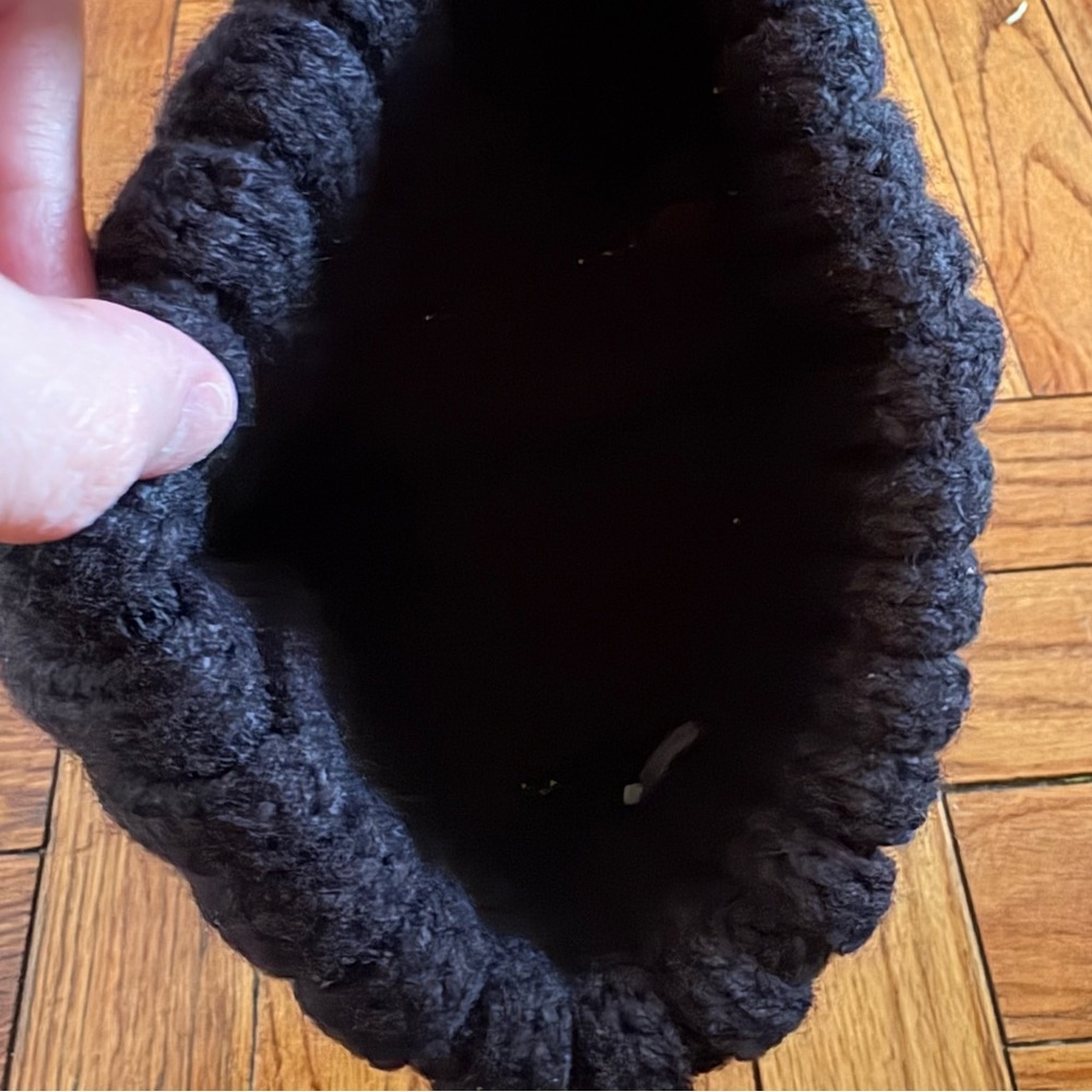 C.C Black Knit Slouchy Beanie Hat - Picture 3 of 3